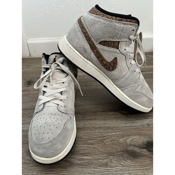 Jordan Other - Nike Youth Air Jordan AJ1 Mid SE  Beige Suede  Sneakers DZ5370-102 Size 7Y